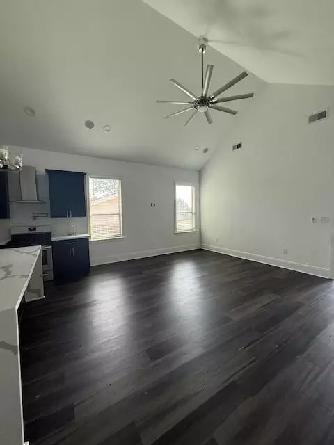 Living - 1604 Schnell Dr, Arabi, LA 70032 photo 3 of 3