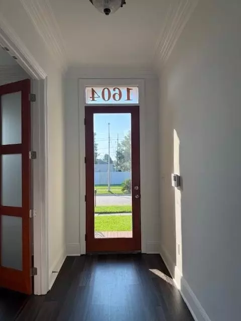 Entry Way - 1604 Schnell Dr, Arabi, LA 70032 photo 2 of 4