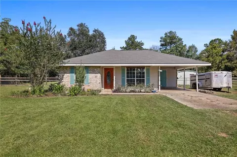 49448 Gateway Dr, Loranger, LA 70446 photo 1