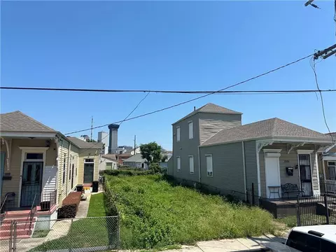 2327-29 Josephine St, New Orleans, LA 70113