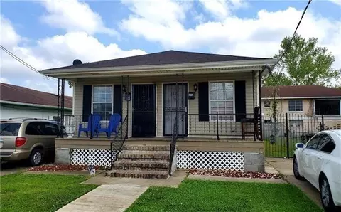 2717 A Cherry St, New Orleans, LA 70118