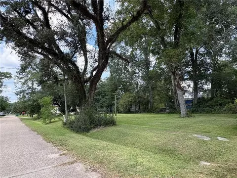 600 E Hanson Ave, Hammond, LA 70403