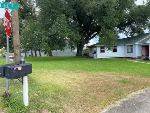 Exterior - 12969 E Main St, Larose, LA 70373 photo 13 of 14