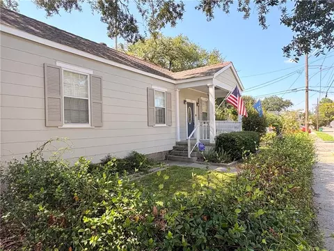 140 Carrollton Ave, Metairie, LA 70005