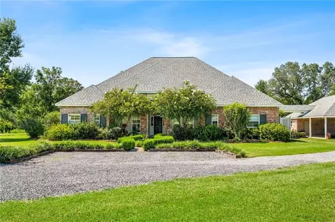 81253 Old Military Rd, Bush, LA 70431