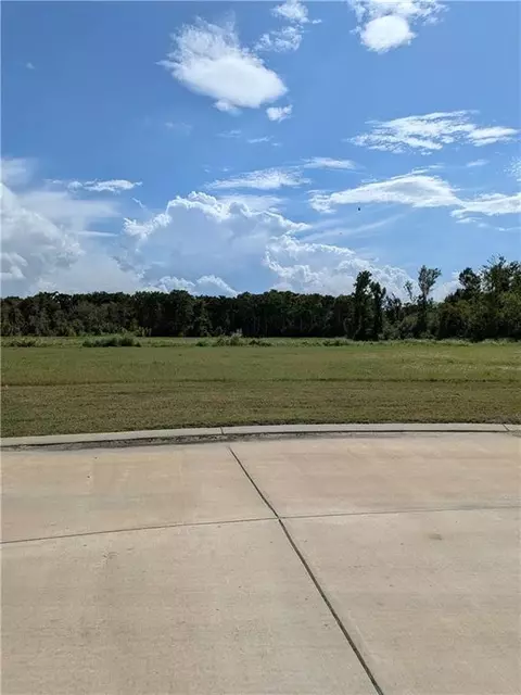 372 Sophia Dr, Luling, LA 70070 photo 1