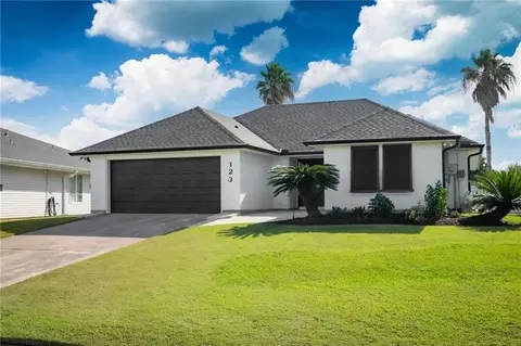 123 Intrepid Dr, Slidell, LA 70458 photo 1