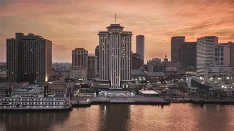 2 Canal St #2402, New Orleans, LA 70130