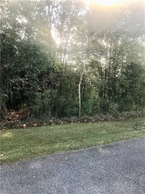 2 Nd St, Slidell, LA 70458