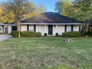 2415 Biron St, Mandeville, LA 70448 photo 1