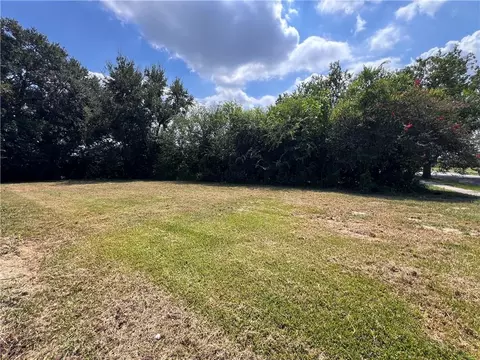 1813 Mehle St, Arabi, LA 70032