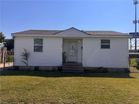 519 Westwego Ave, Bridge City, LA 70094