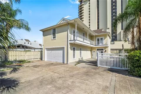 269 W Robert E Lee Blvd, New Orleans, LA 70124