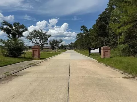 605 Sha Cir, Slidell, LA 70461 photo 2