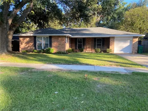 3858 Eton St, Slidell, LA 70458