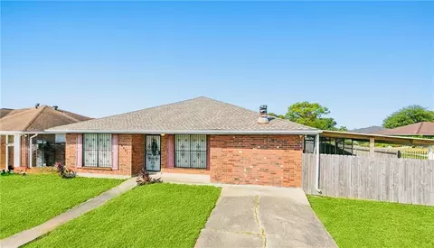 4901 Brittany Ct, New Orleans, LA 70129