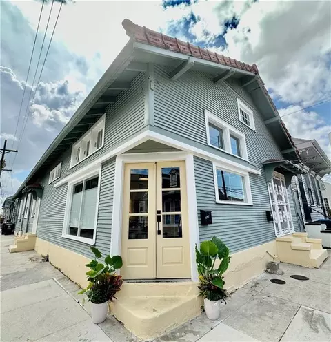 2632 Dauphine St, New Orleans, LA 70117