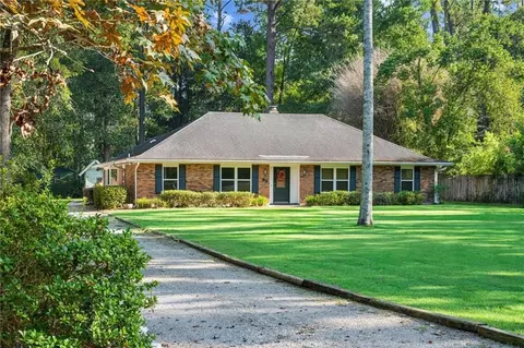 93 N Dogwood Dr, Covington, LA 70433