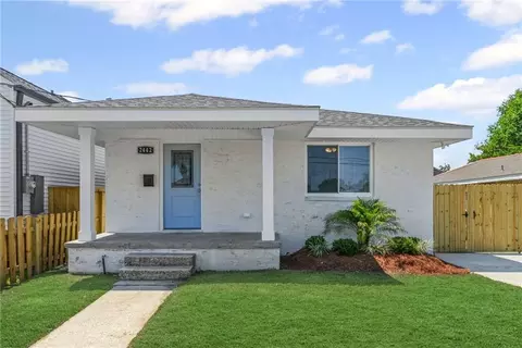 2442 Huey P Long Ave, Gretna, LA 70053