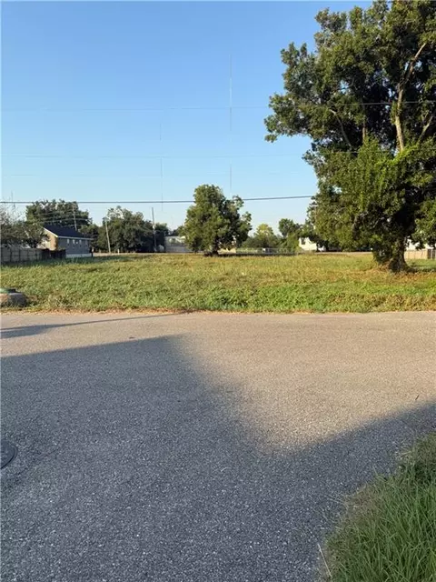 1229701-1229703 Memorial Park Dr, New Orleans, LA 70114