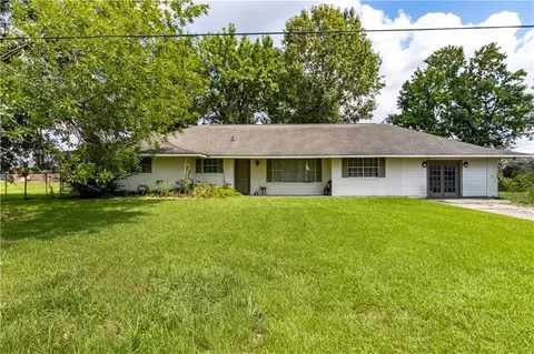 2335 Rita St, Zachary, LA 70791