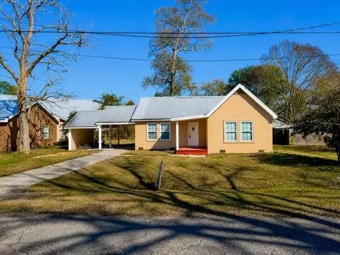 1207 16th Ave, Franklinton, LA 70438