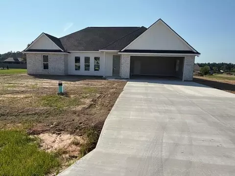 18292 Wolf Track Way, Loranger, LA 70446