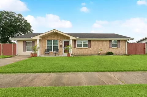 5537 Ironwood Dr, Marrero, LA 70072