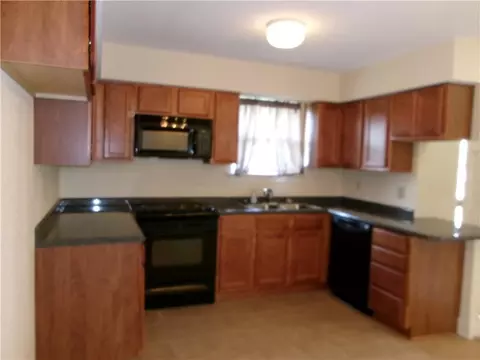 Kitchen - 140 Clemson Dr, Kenner, LA 70065 photo 2 of 3