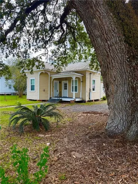 Exterior - 407 Main St, Baldwin, LA 70514 photo 3 of 3
