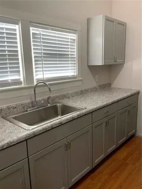 Kitchen - 407 Main St, Baldwin, LA 70514 photo 3 of 3