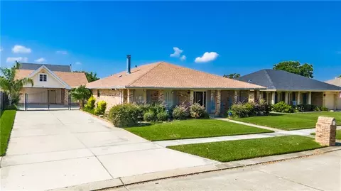 641 Petit Berdot Dr, Kenner, LA 70065