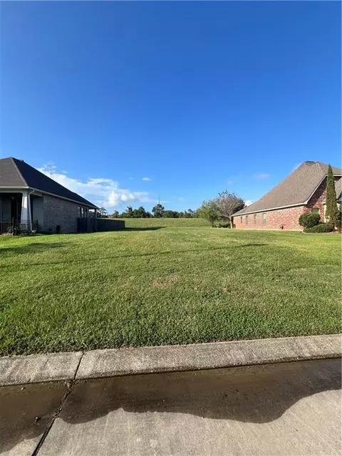289 Cypress Lakes Dr, Slidell, LA 70458