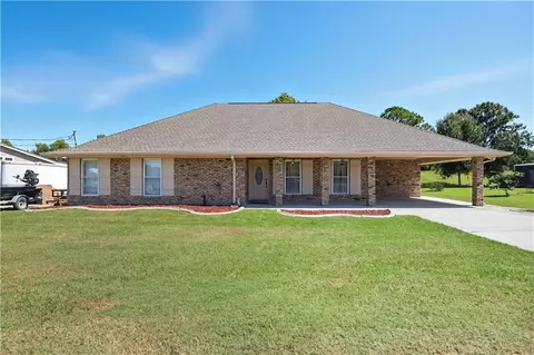13053 Highway 23 Hwy, Belle Chasse, LA 70037