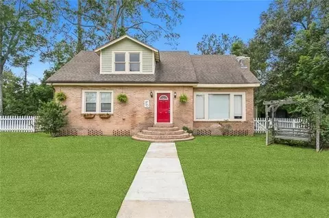 1555 7th St, Slidell, LA 70458 photo 1