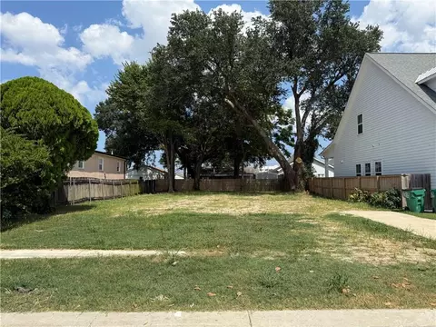 3125 40th St, Metairie, LA 70001
