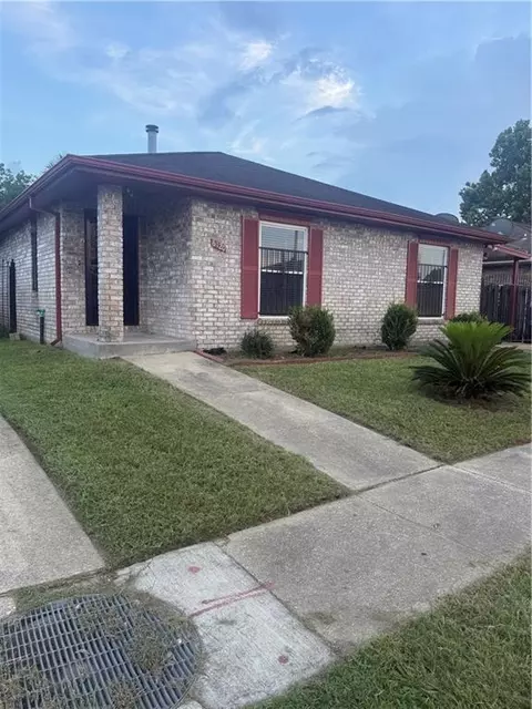 6120 Erin Drive St, New Orleans, LA 70126