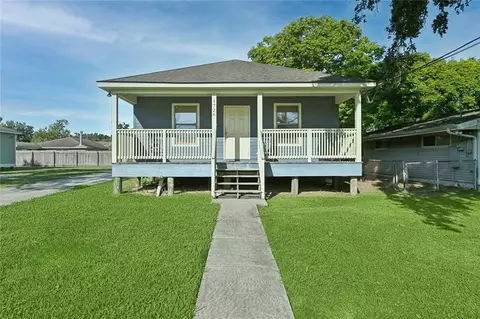 4726 Lancelot Dr, New Orleans, LA 70127