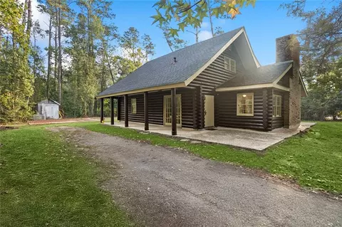 19179 Esterbrook Rd, Ponchatoula, LA 70454