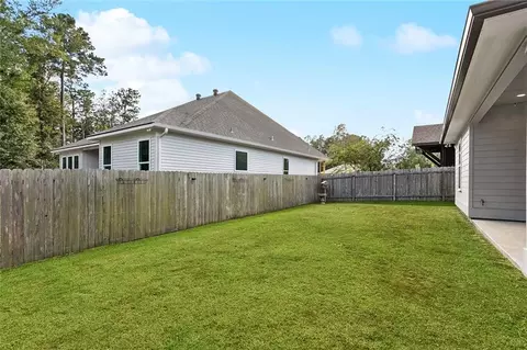 Exterior - 19364 9th Ave, Covington, LA 70433 photo 4 of 4