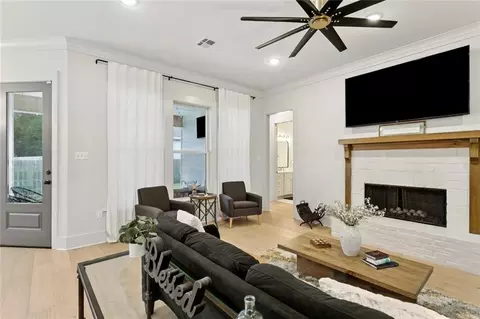 Living - 19364 9th Ave, Covington, LA 70433 photo 1 of 2