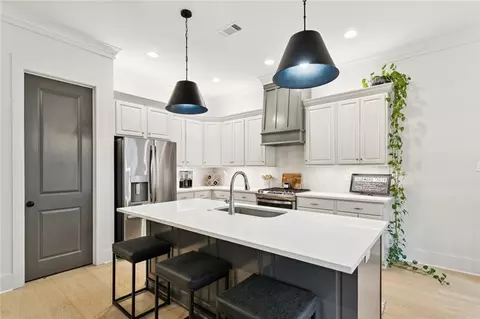 Kitchen - 19364 9th Ave, Covington, LA 70433 photo 3 of 3