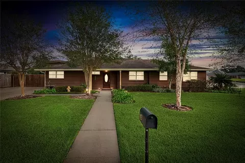 335 Saint Nicholas St, Luling, LA 70070 photo 1