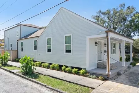 937 39 Dante St, New Orleans, LA 70118