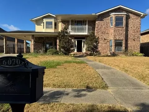 6070 Winchester Park Dr, New Orleans, LA 70128