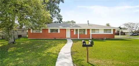 2761 Annette Dr, Marrero, LA 70072