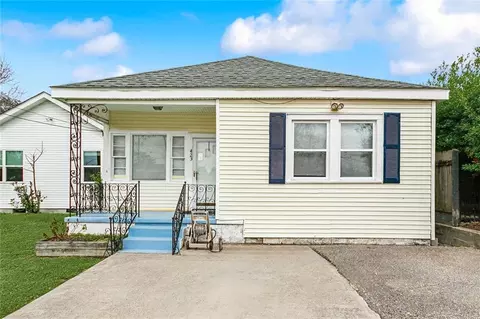 423 Canal St, Metairie, LA 70005