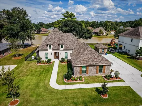 366 Saw Grass Loop, Covington, LA 70435 photo 1