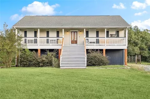 110 Davis Dr, Slidell, LA 70460 photo 1