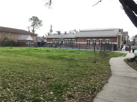 2724 Jackson Ave, New Orleans, LA 70113